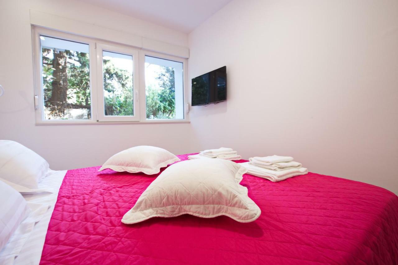 Bvb Rooms Split Bagian luar foto